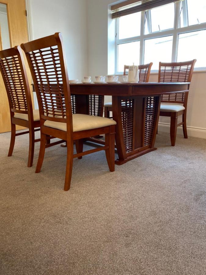 Bournemouth Beachfront Retreat 3 Bedroom 3 Bathroom Seaside B&B With Free Parking 外观 照片
