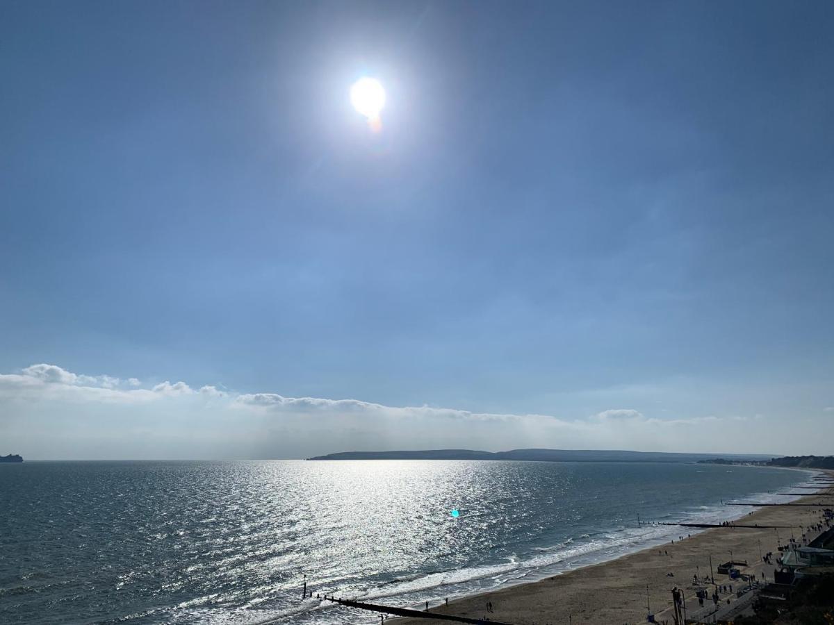 Bournemouth Beachfront Retreat 3 Bedroom 3 Bathroom Seaside B&B With Free Parking 外观 照片